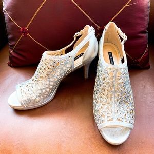 Alex Marie Lanie Silver Heel